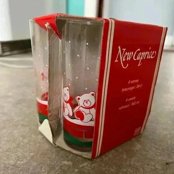 VINTAGE Teddy  Bear Christmas Holiday Drinking Glasses New Caprice - Picture 1 of 4